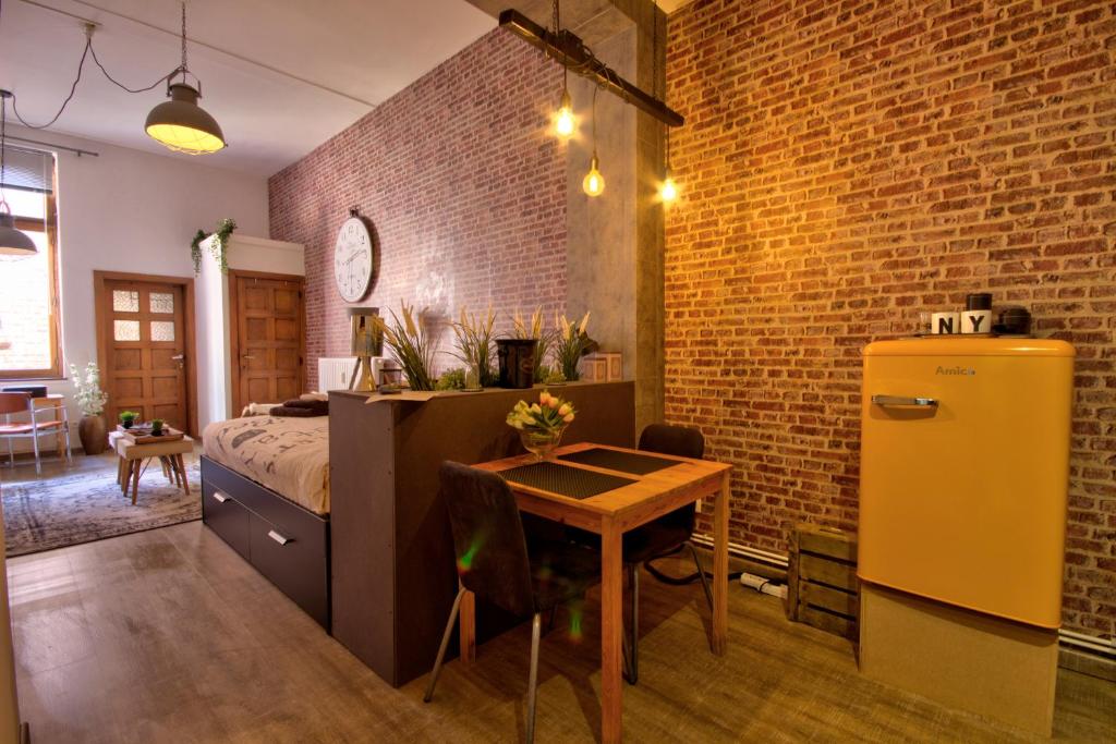 New York Loft - Fully equipped and available long-term - Perfect location IN city center photo 2