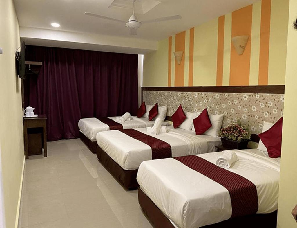 Sun Inns Hotel Meru Raya photo 4