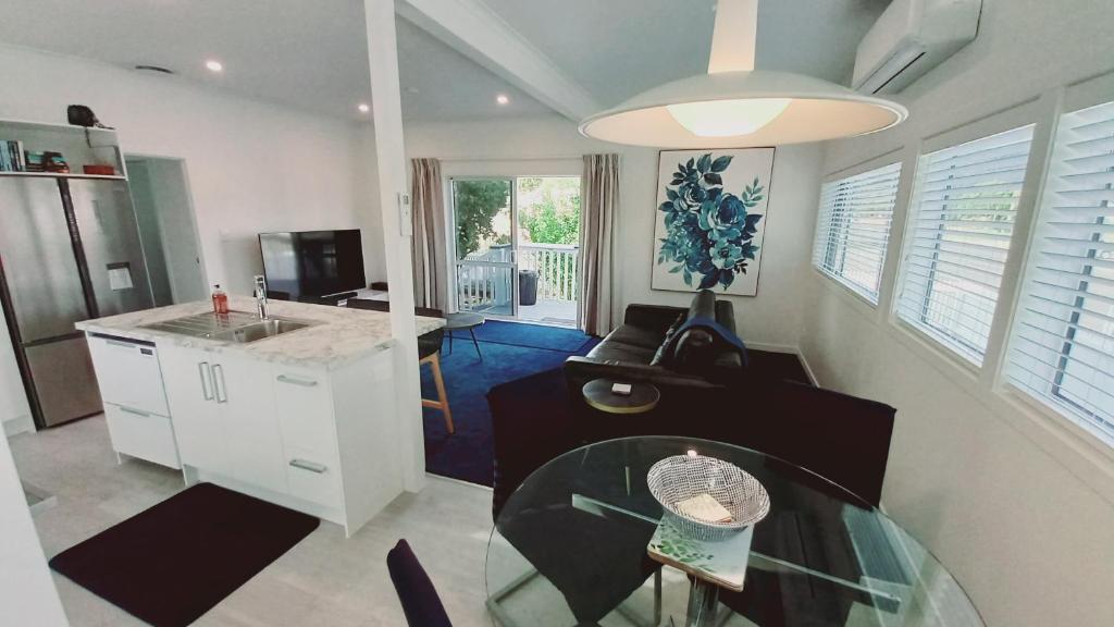 Coromandel Town Harbourside Cottage Luxury Accommodation photo 1