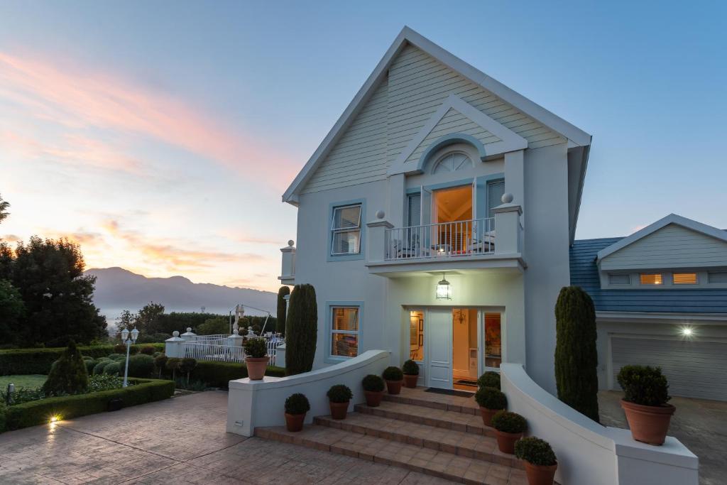 The Light House Boutique Suites photo 3