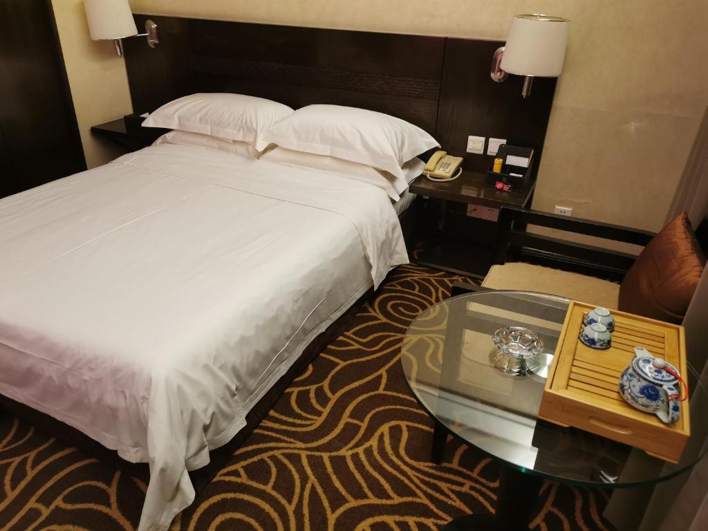 Двухместный (Двухместный номер бизнес-класса с 1 кроватью), Hua Shi Hotel