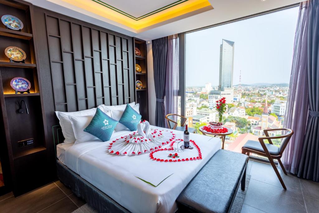 White Lotus Hotel & Convention Center