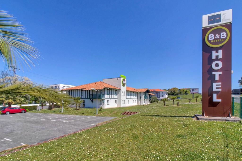 B&B HOTEL Saint Jean de Luz photo 2