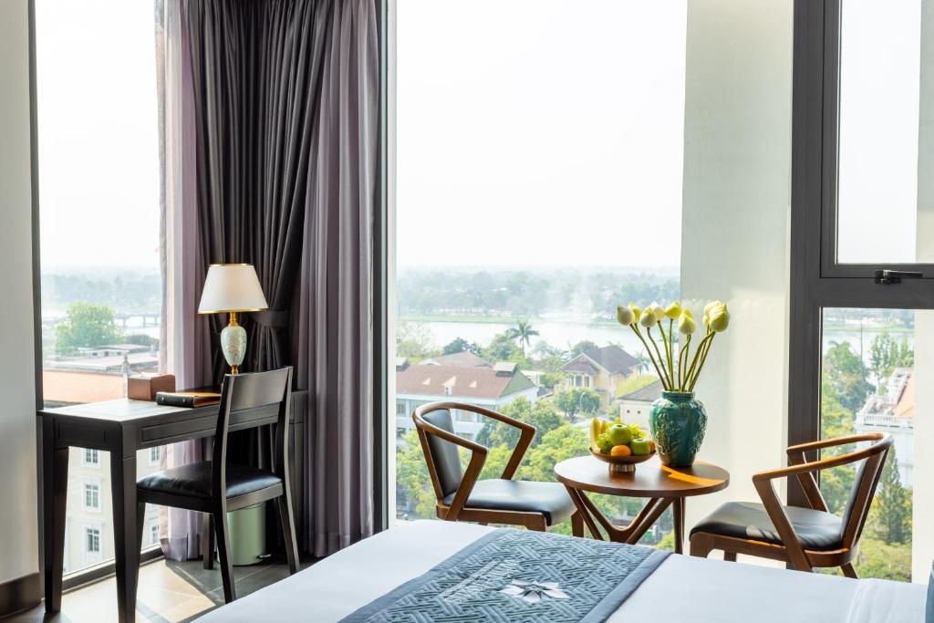 White Lotus Hotel & Convention Center