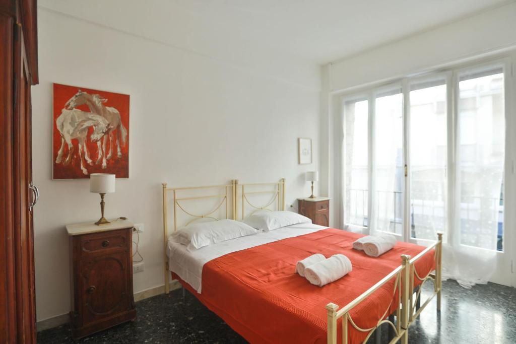 Guicciardini Apartment - Tap to explore photos