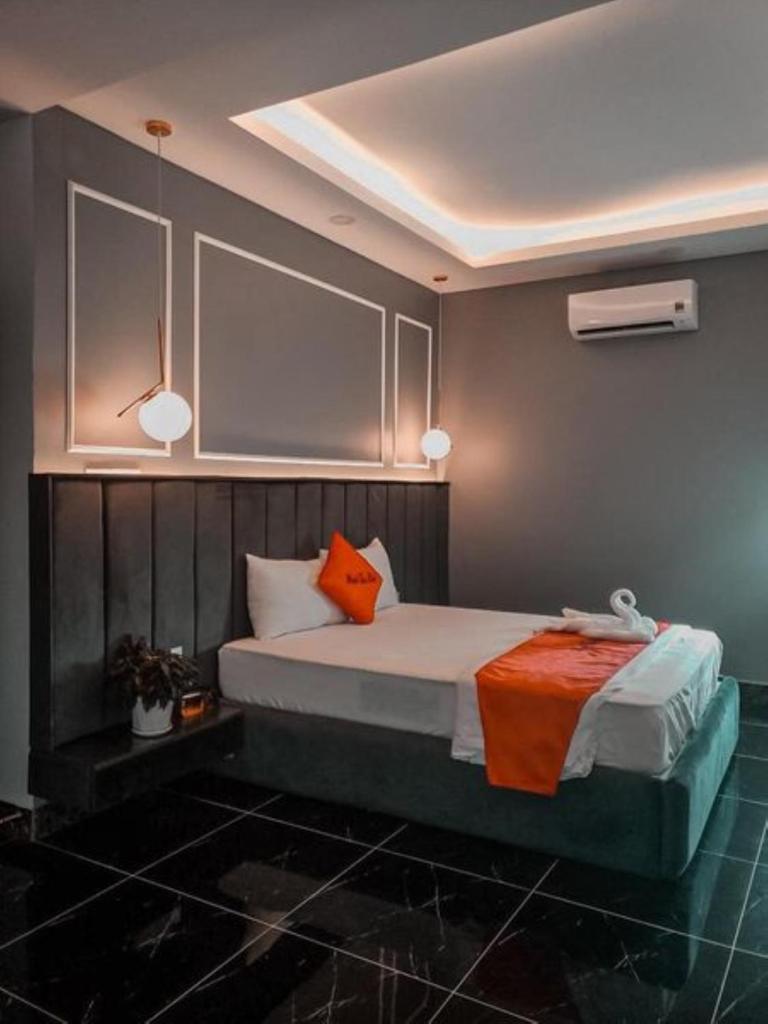 Двухместный (Двухместный номер Делюкс с 1 кроватью), Tan Binh Hotel