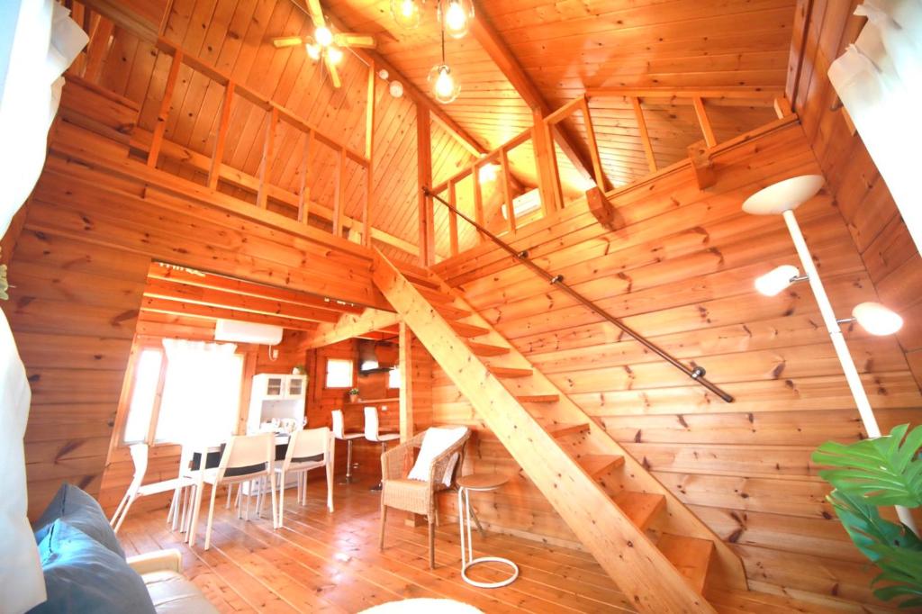 Awaji Seaside Log house in Goshiki photo 4