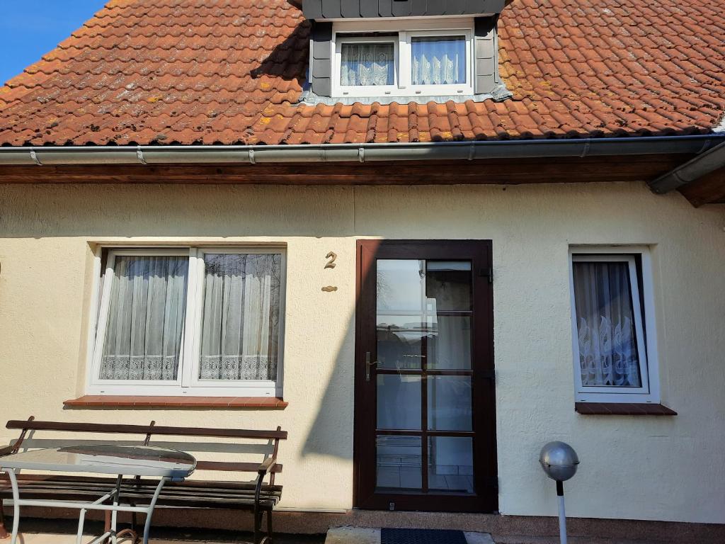 Moritz - Ferienhaus östlich der Dorfstraße in Grieben Insel Hiddensee