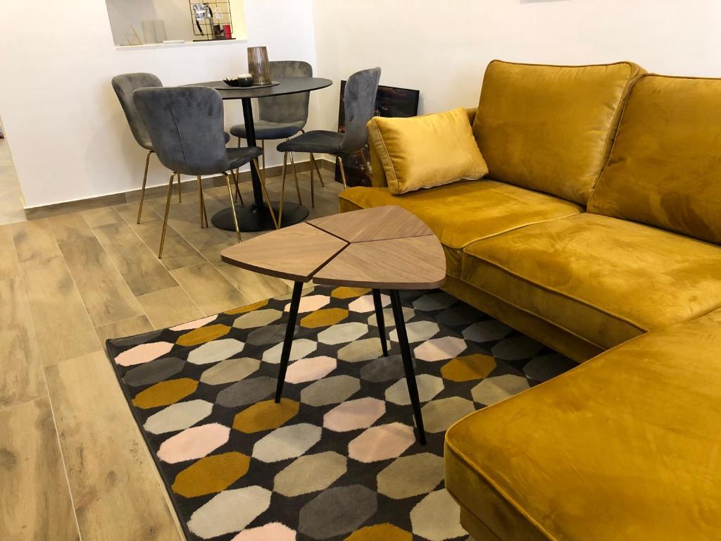 Apartment MAK with free parking photo 1