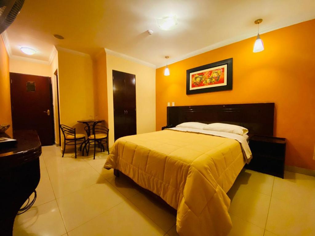 Royal Garden Hotel photo 2