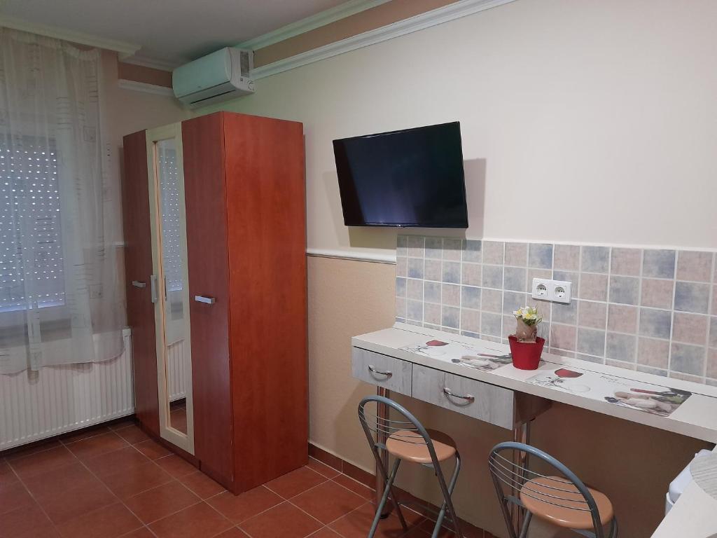 Студио (Номер-студио (для 2 взрослых)), Andrea Apartman