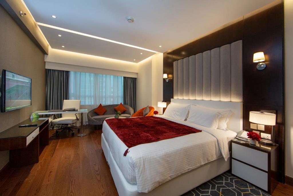 Студио (Номер-студия Делюкс), Апарт-отель Number One Tower Suites