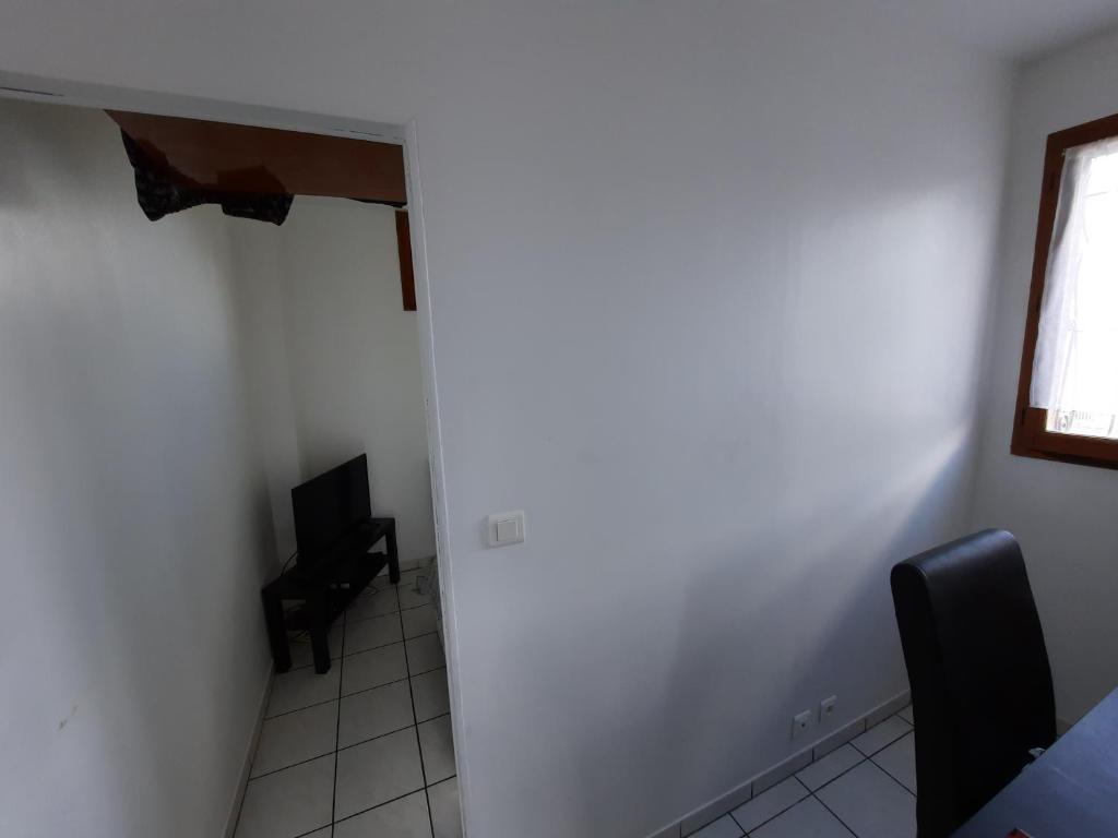 Proche Zone Industrielle Wi-Fi Netflix photo 1