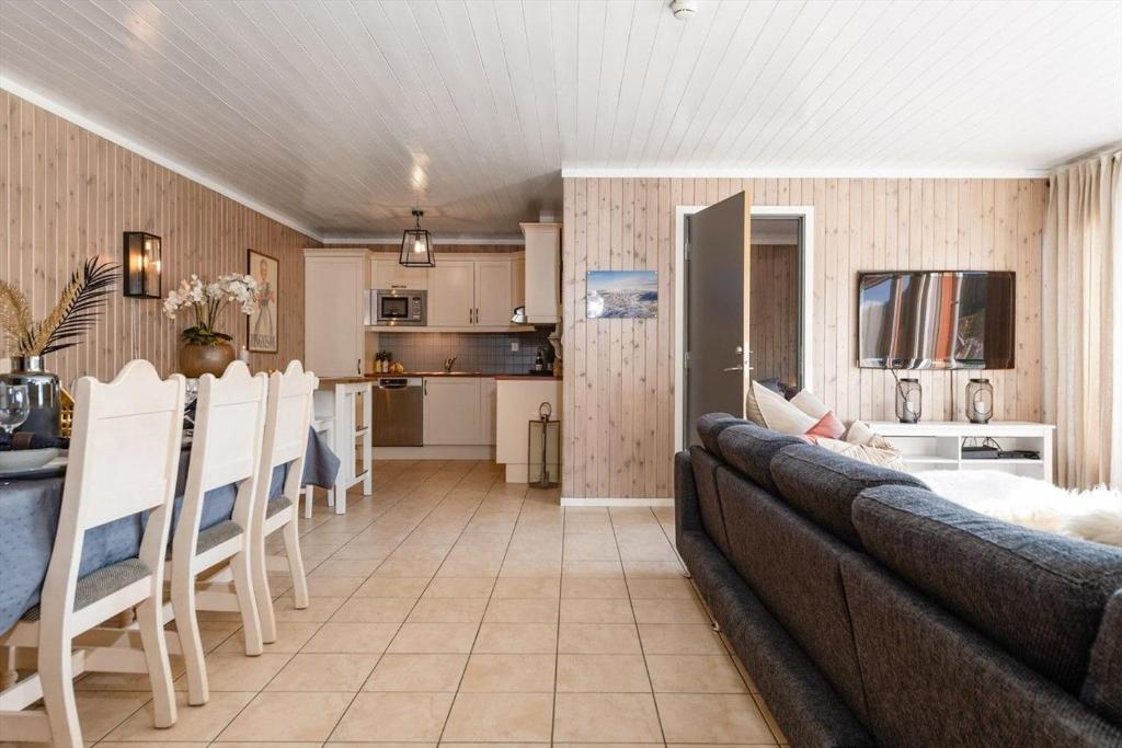 In the middle of Trysilfjellet - Welcome Center - Apartment with 3 bedrooms - By bike arena and ski lift photo 4