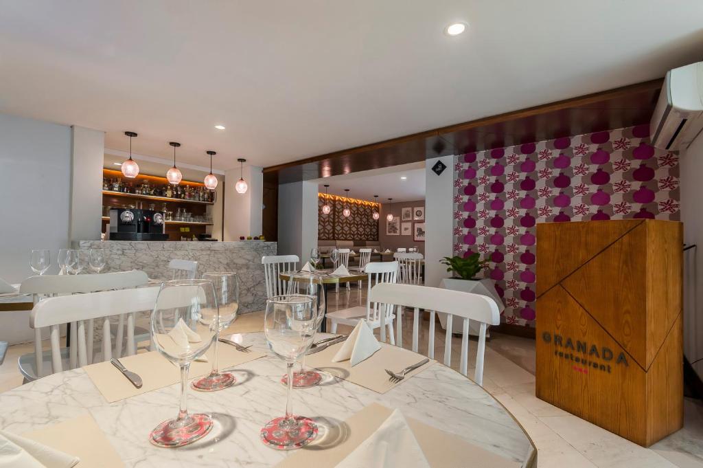 FCH Hotel Providencia photo 2