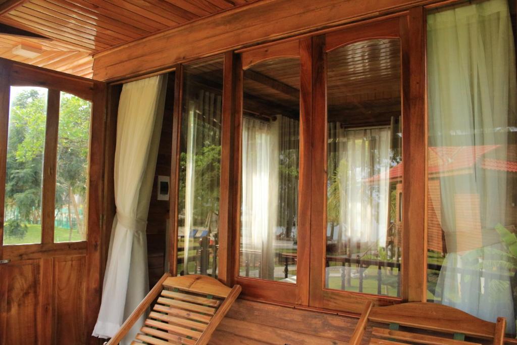 Cay Sao Beach Resort
