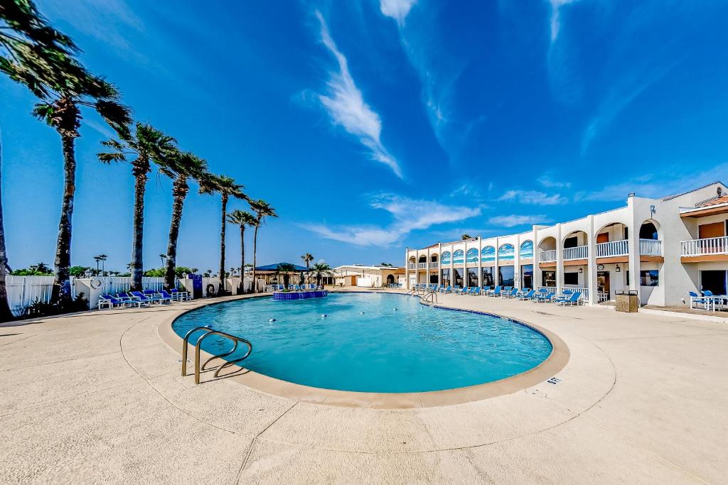 Long Island Village Unit 349 Sand Dollar Dr photo 1