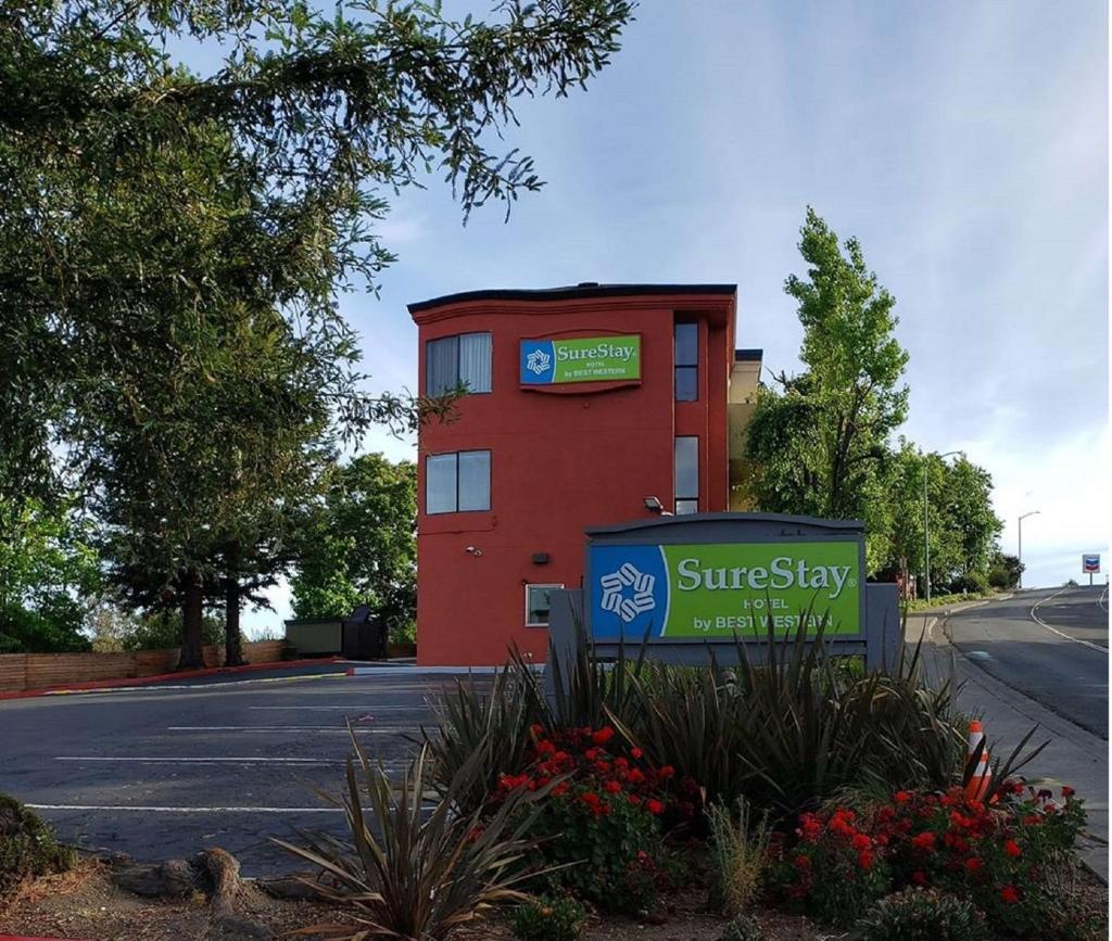 SureStay Hotel by Best Western Vallejo Napa Valley image
