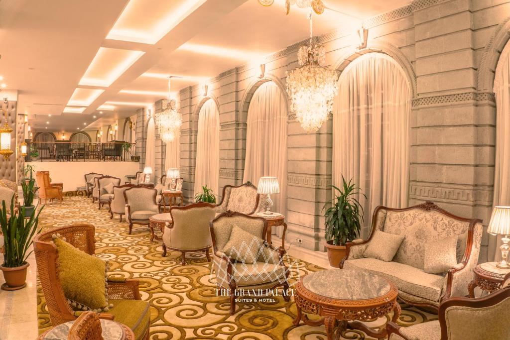 The Grand Palace Hotel photo 2