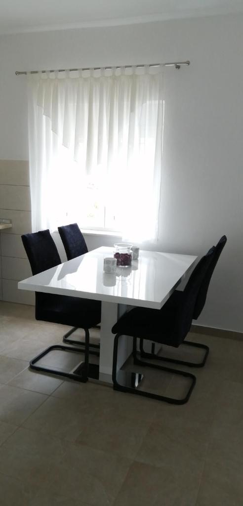 APARTMAN BORNA photo 2