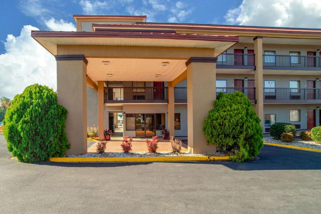 Quality Inn West Columbia - Cayce photo 2