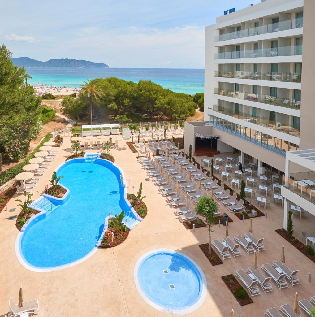 Hipotels Bahia Cala Millor - Adults Only photo 2