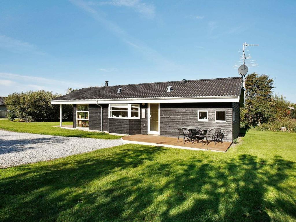 Three-Bedroom Holiday home in Vestervig 1 photo 1