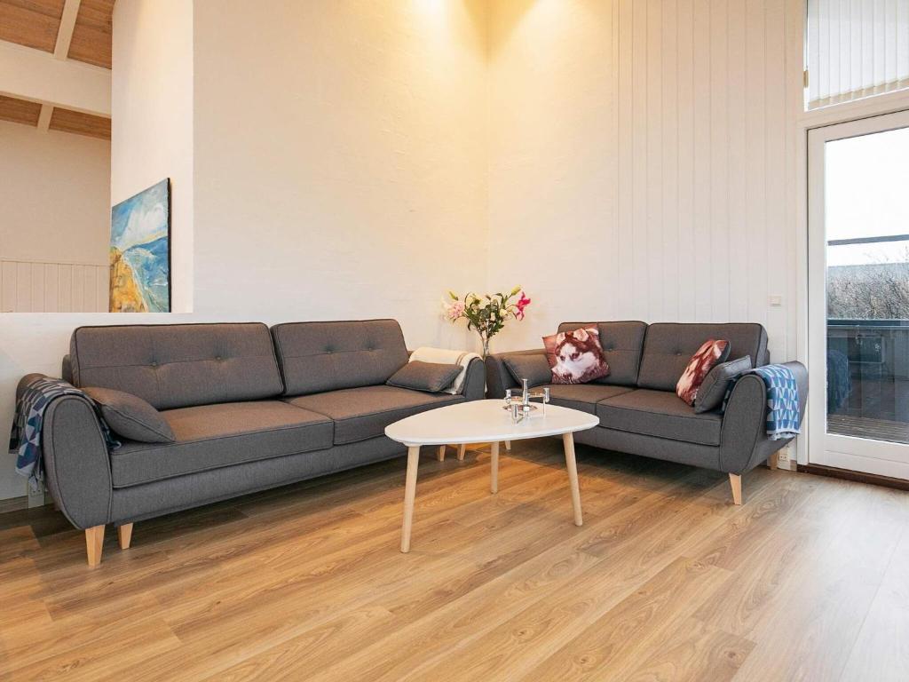 Five-Bedroom Holiday home in Løkken 6 photo 4