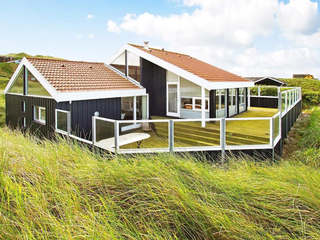 Five-Bedroom Holiday home in Løkken 6 photo 1