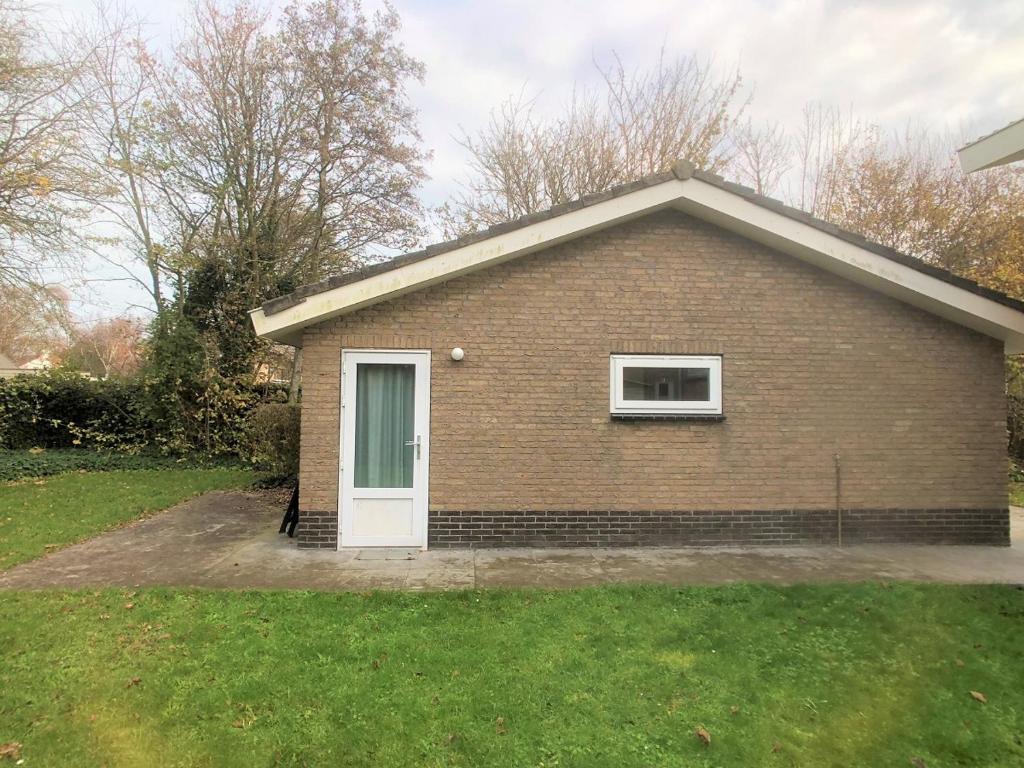 Wielewaal tuinhuis photo 1