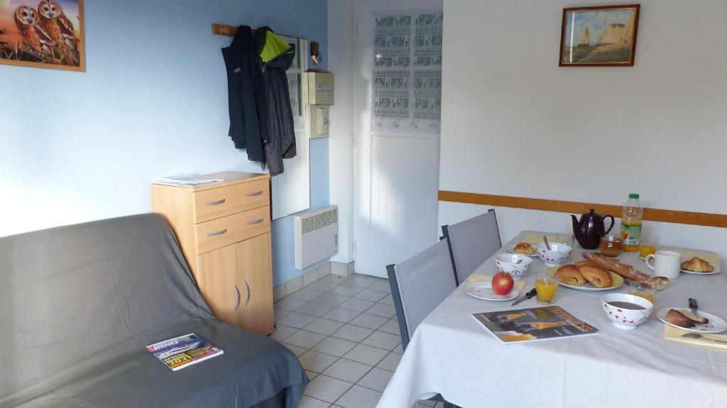 Erdeven - Petite maison de vacances près de la plage de Kerhilio photo 4