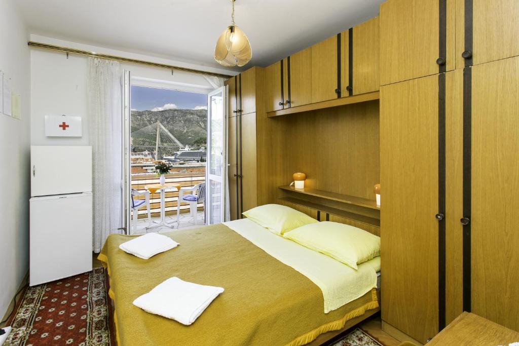 Guest House Bridge View photo 2