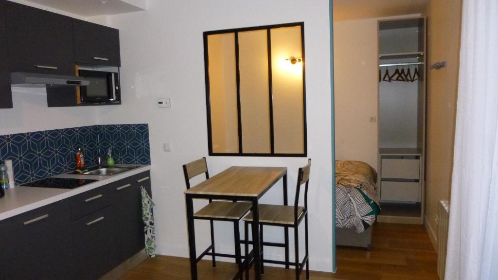 Appartement tout équipé avec piscine proche Stade OL et EUREXPO photo 3