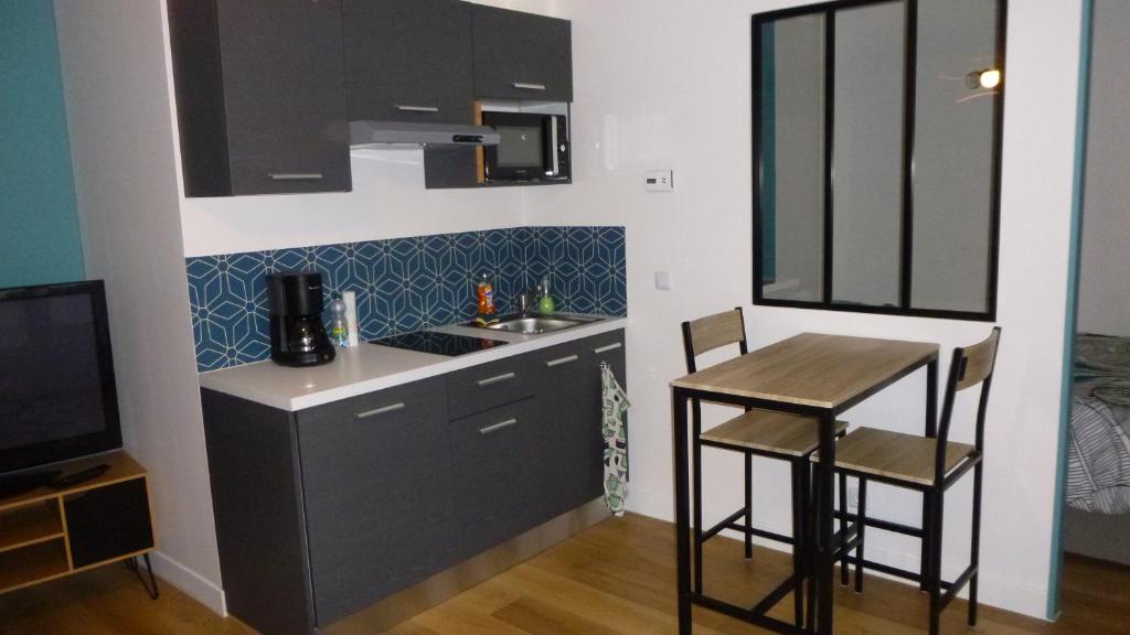 Appartement tout équipé avec piscine proche Stade OL et EUREXPO photo 2