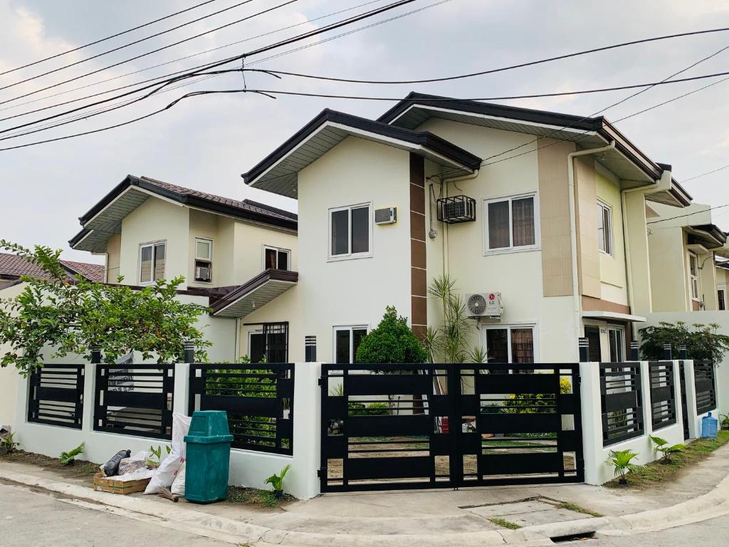 Mansfield w Parking - Fully airconditioned photo 1