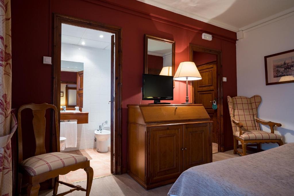 Hotel Sant Bernat photo 4