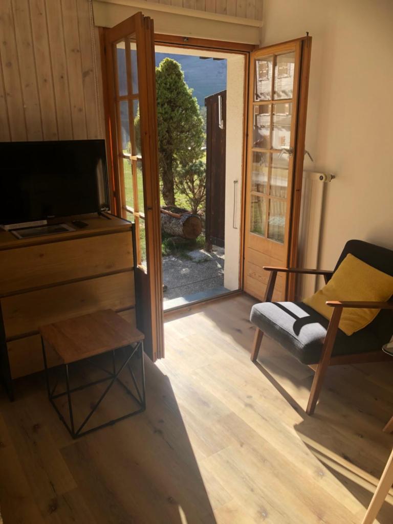 Le Cerf, magnifique studio avec jardin-terrasse et garage photo 4