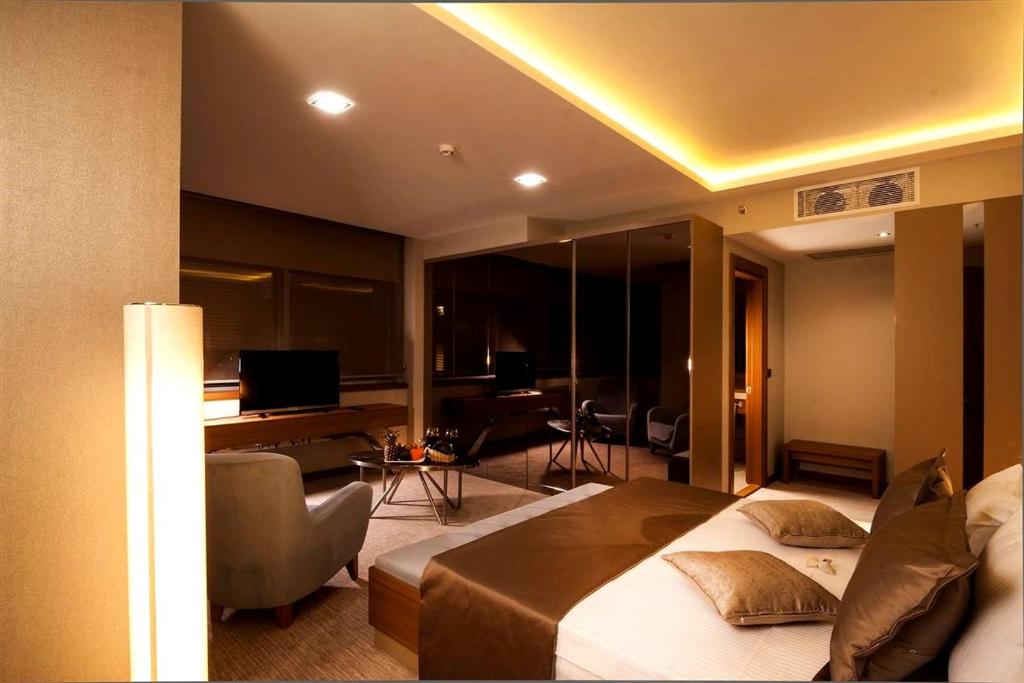 MAJURA HOTEL BUSINESS photo 2