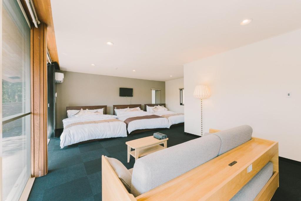 Blue Spring Villa - Vacation STAY 11143 photo 2