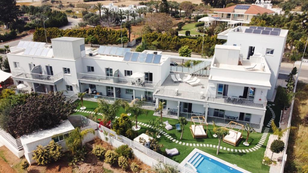 Silver Sea Holiday Apartments photo 1