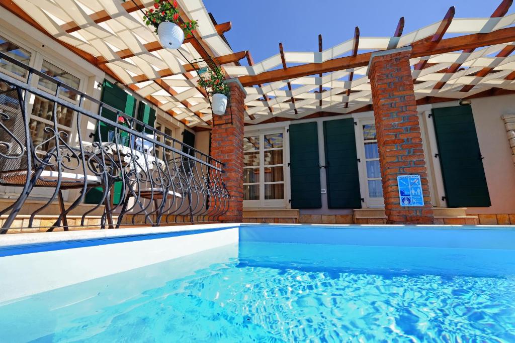 Luxury VILLA LE ROSE photo 3