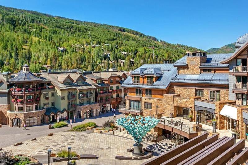 Platinum Vail Solaris 1 Bedroom Vacation Rental Set At The Base Of The Mountain Just Steps From The Gondola image