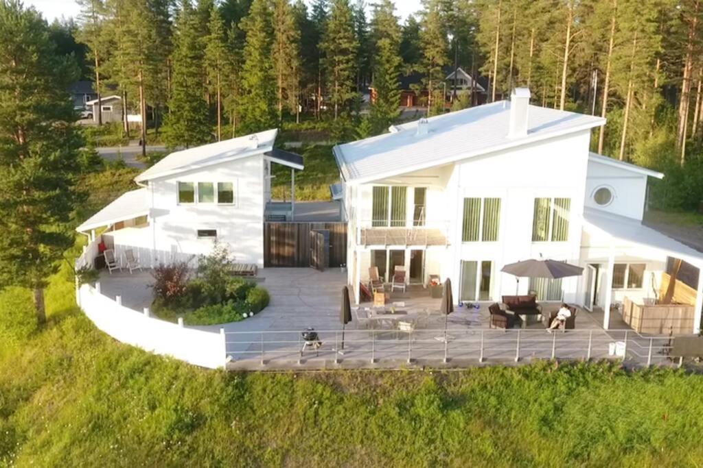 Modern & luxury 8p villa with 25 sqm SPA and stunning views and private surroundings photo 3
