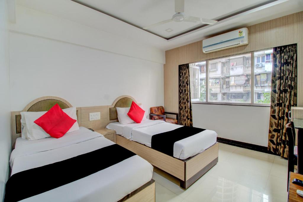 Трехместный (Классический трехместный номер), Capital O 76484 Hotel Balwas International