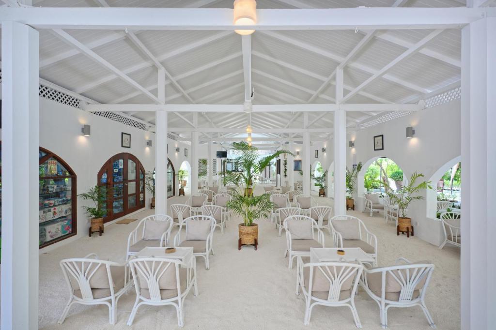 Embudu Village Resort photo 1