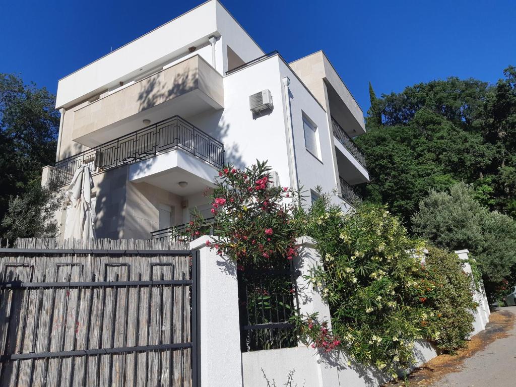 Apartments Villa Simonovic photo 4