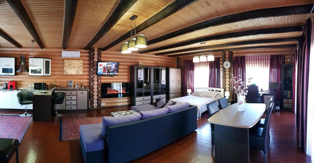 Luxury apartments with pool and sauna in the Villa photo 2
