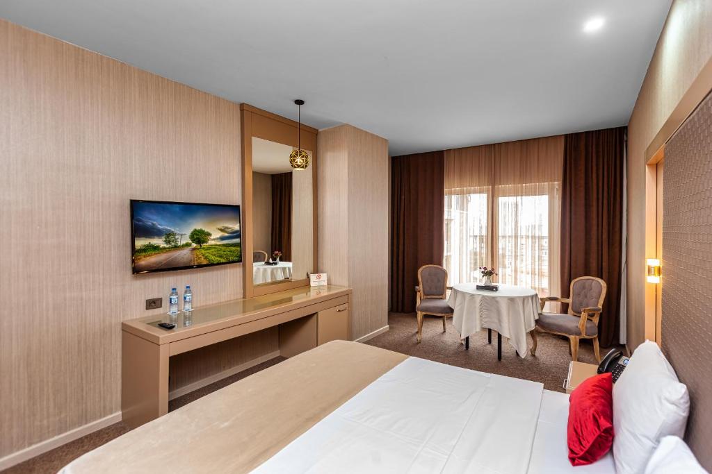 Sky Hotel Baku photo 3