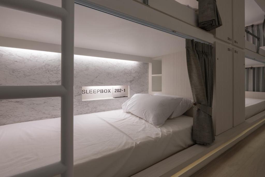Двухместный (Двухместный номер с 2 отдельными кроватями), Sleepbox Sukhumvit 22 Hostel