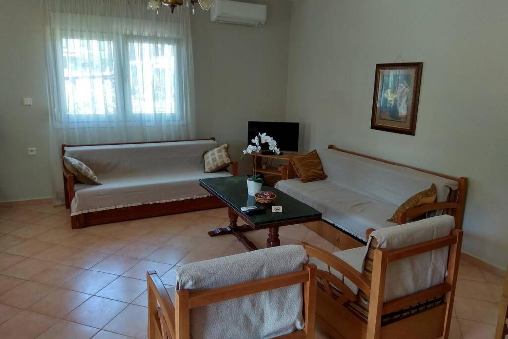 Christos Central Apartment photo 3